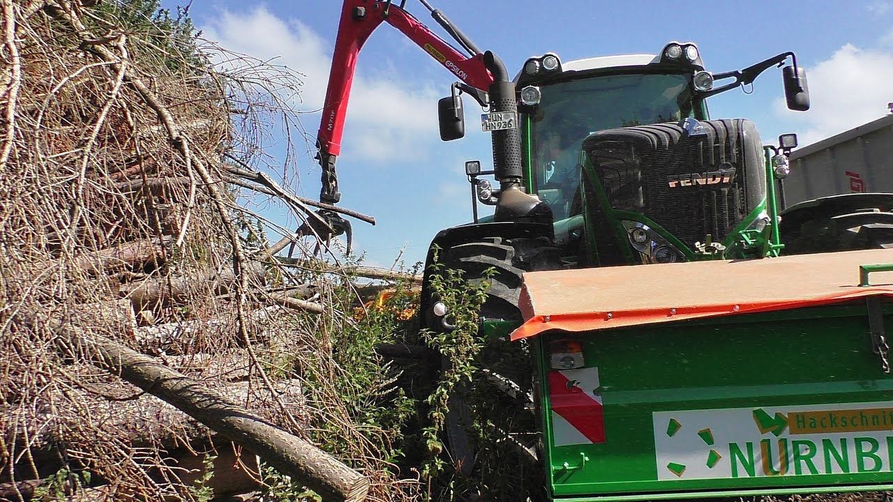 Hackschnitzel häckseln 2015 mit Fendt 936