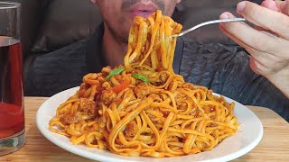 BEEF AND TOMATO SAUCE PASTA LINGUINE ASMR EATING SOUNDS MUKBANG