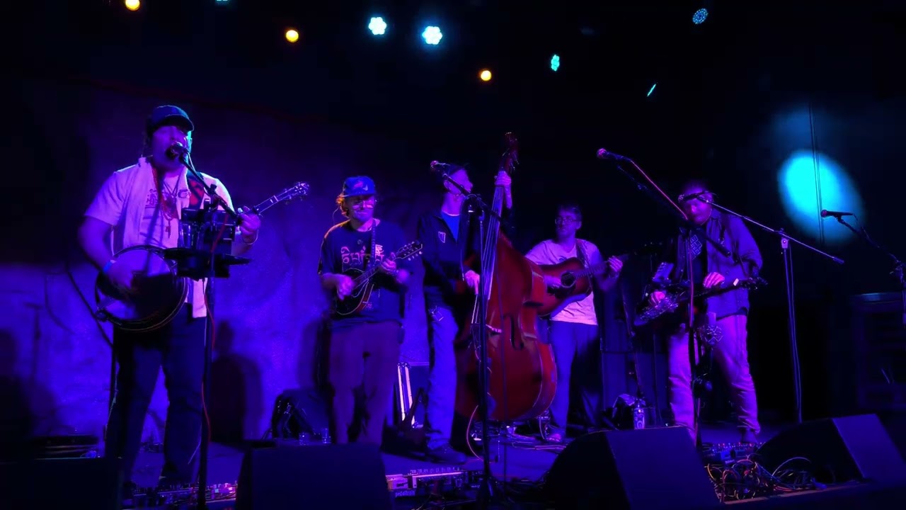 Serve the Servants (Nirvana) - The High Seagrass Live at Hidden
