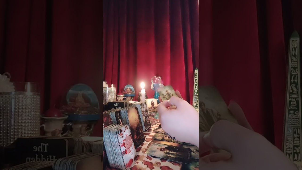 برج الدلو حبيب لا يستطيع التوقف عن التفكير بك🤗يعترف بمدى تعلقه و اشتياقه لك🫂يراقبك و يغار عليك🕵️#برج