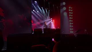 mohsen yeganeh concert 🖤 #hiddeniran #concert #mohsen_yeganeh