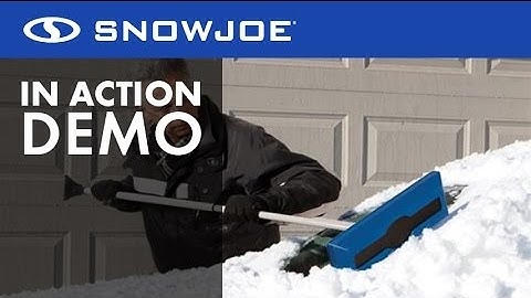SJBLZD - Snow Joe Telescoping Snow Broom w/ Ice Scraper - Live Demo