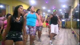 Turma de Zumba - Te Ensinei Certim