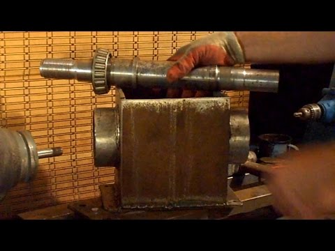 Токарный станок  ч3  Изготовление передней бабки.  Making headstock lathe