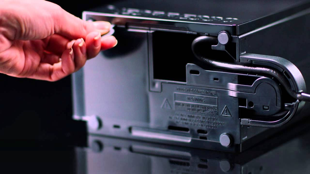 How to change your panels on your Pixie Clips - YouTube