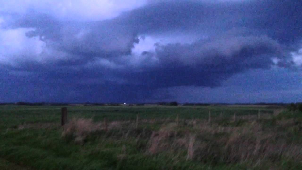 Dirty preamble to a SE Sask storm