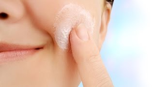 How salicylic acid works in your skincare | The science of your skincare