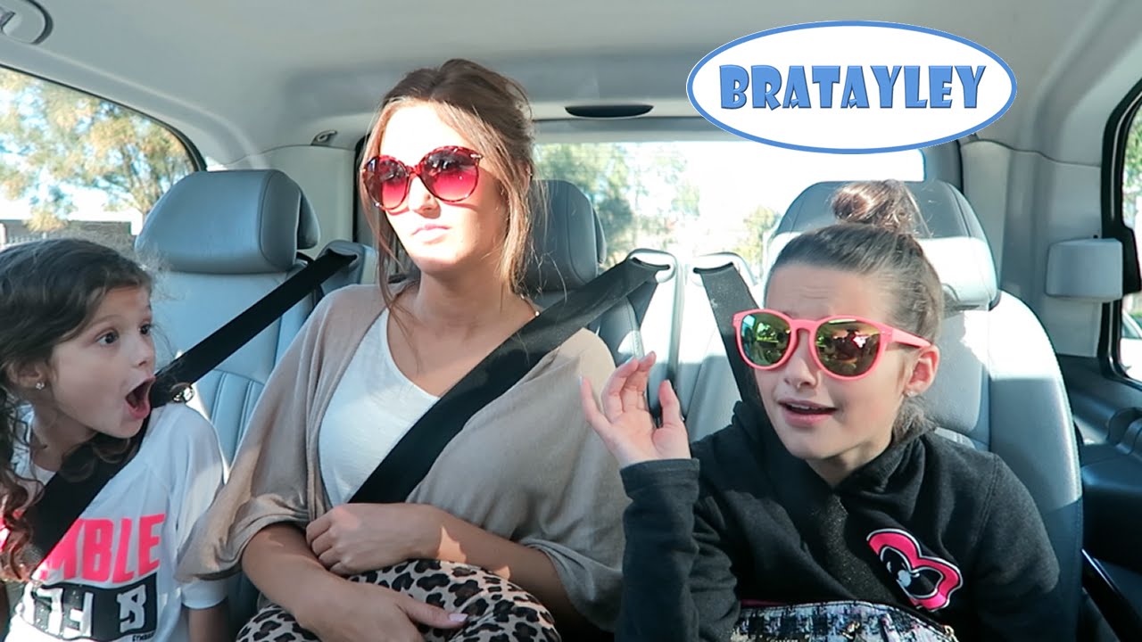 Touch Down in Australia with NO Bags! (WK 243.4) | Bratayley
