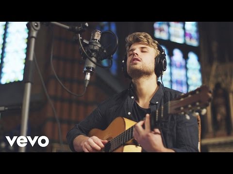 Sandro Cavazza - Don'T Hold Me