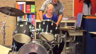 Download Lagu Nanda kan er wat van! MP3