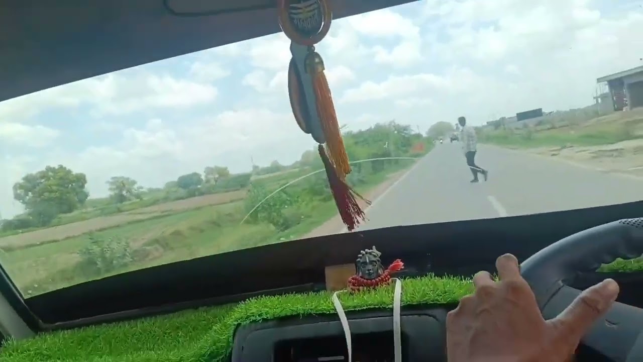 Maruti Omni van ..... Sonu gadariya vlogs #views #song #funny #long