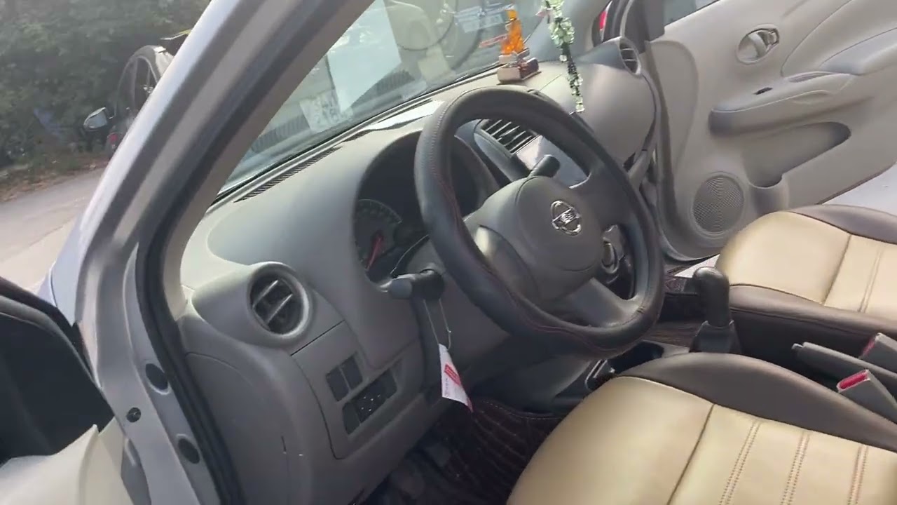 Đời cao giá hạt rẻ lại còn là xe gia đình Sunny 2015 số sàn máy zin Lh 0906034285