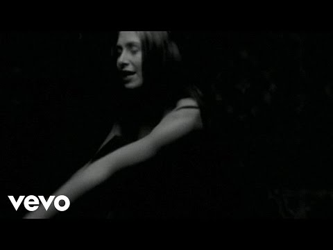 Kasey Chambers - The Captain (Official Video)