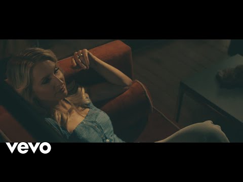 Kimberly Kelly - Summers Like That (Official Music Video)