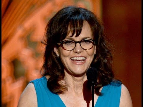 Sally Field on STEEL MAGNOLIAS & Shirley MacLaine