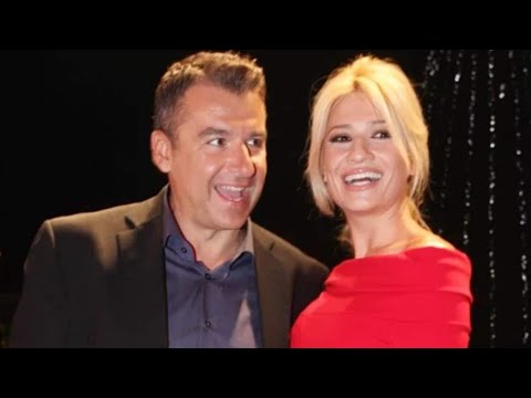 Ξανθιά πρώην παρουσιάστρια