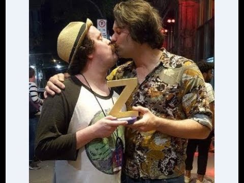 What's Up Podcast #15 Les Pic bois