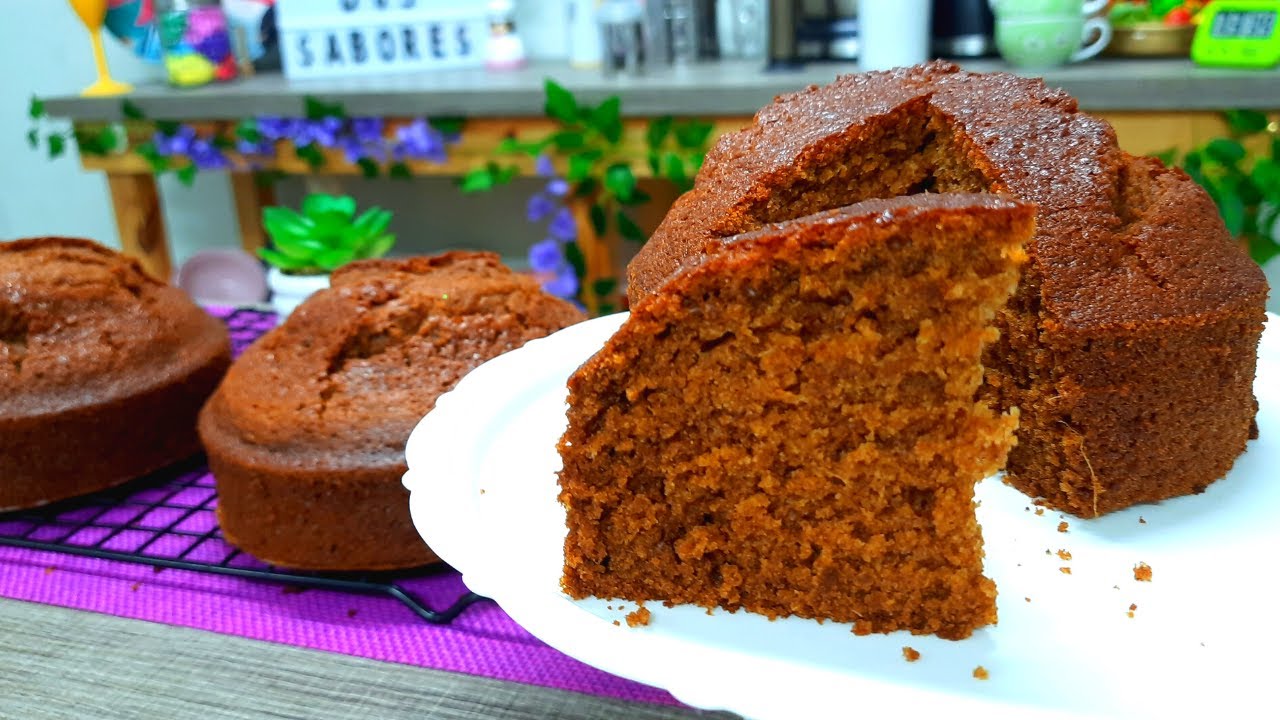 BOLO DE MEL COM GENGIBRE E ESPECIARIAS | Muito fofinho e fácil de fazer