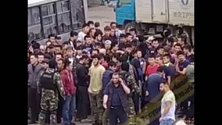 Видео В Уссурийске на оптовом рынке «Дружба» выявили около сотни нелегалов от newsvlru, улица Дружбы, Уссурийск, Россия
