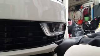 2013+ Volkswagen CC Fog light bulb replacement