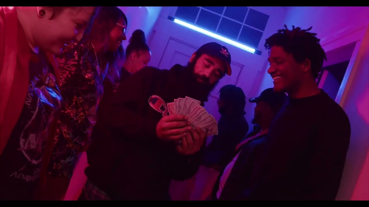 Guarda Kion Reddick - W.L.M. su YouTube Guarda Kion Reddick - W.L.M. su YouTube