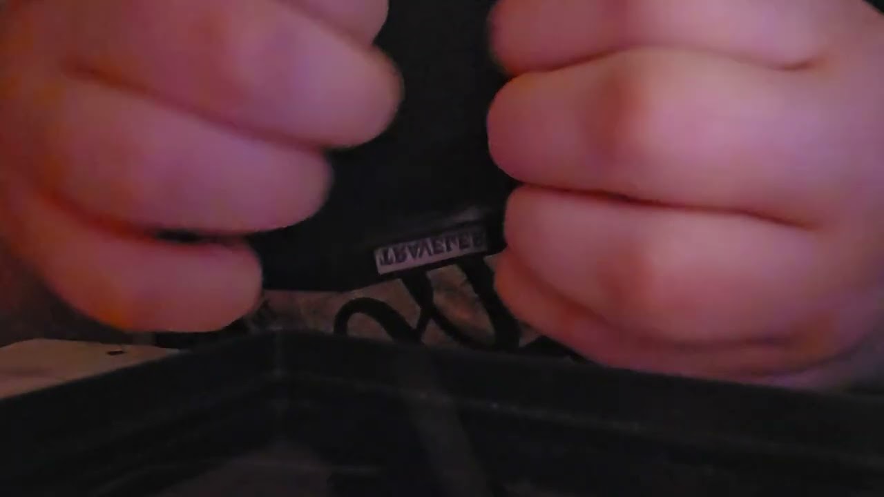 kinda aggressive ASMR plus whispering & soft talking / triggerwords LOFI 