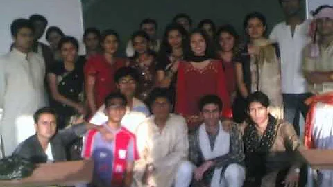 BEETE LAMHE. HASEEN YAADEIN .