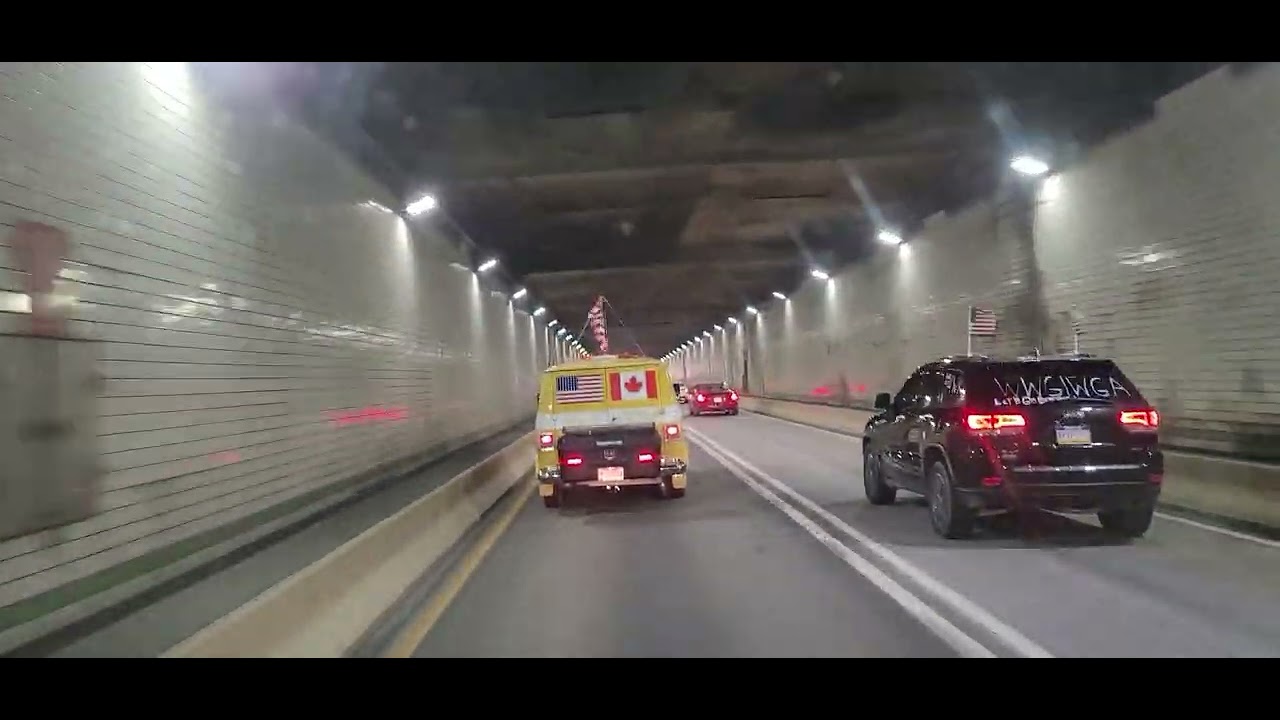 HONK HONK! TUNNEL WITH THE CONVOY! YouTube