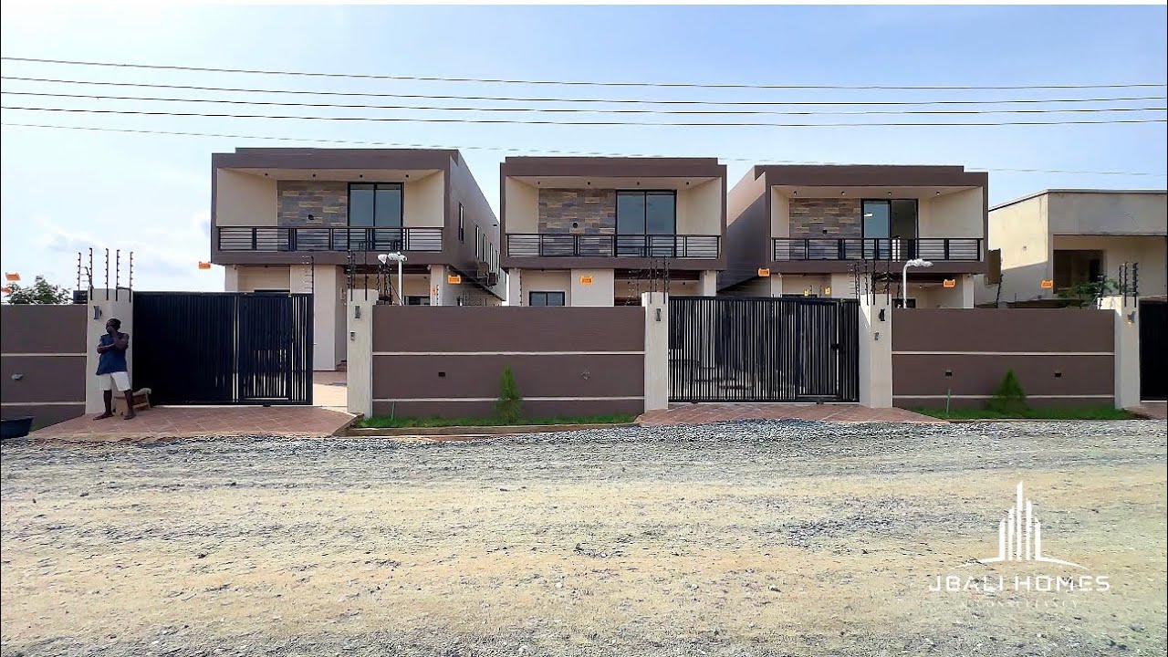 Great Deal!! 4 bedroom home & 1bq For sale! | GHC2.5m📍Oyarifa | Tour 143 |☎️+233540775977t