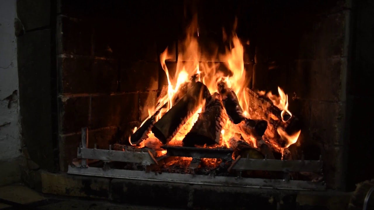 3 Hour Relaxing Fireplace Loop Video Burning Fireplace & Crackling