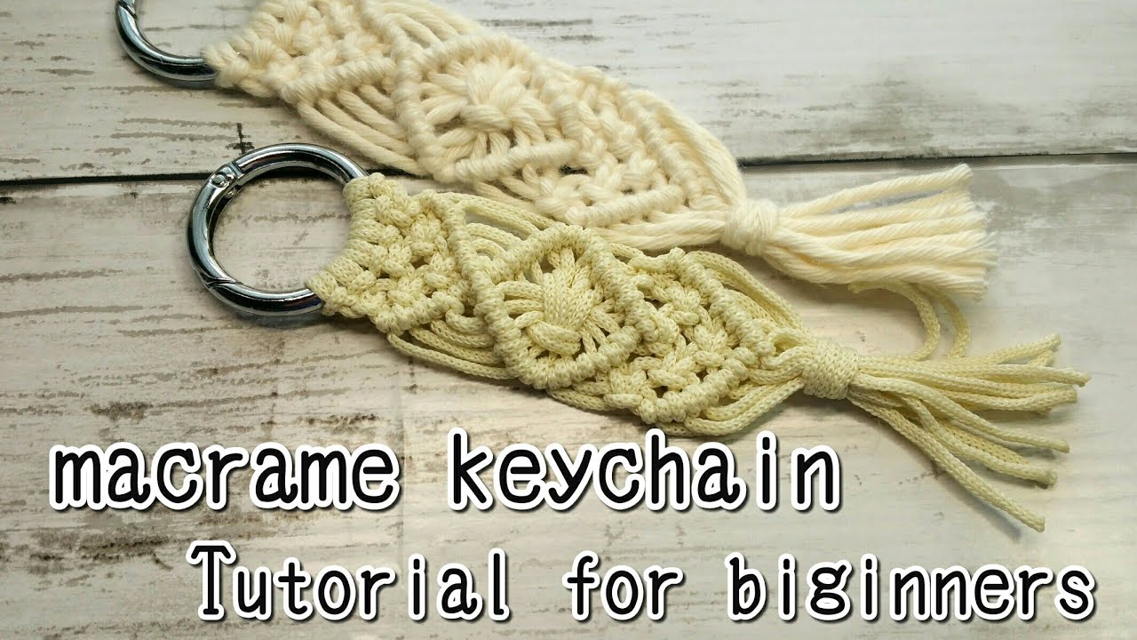 マクラメキーホルダーの編み方 1 How To Make A Macrame Keychain Youtube