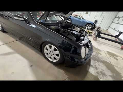 26C0226 - 2003 MERCEDES CLK320 - 3.2L ENGINE AND FRONT SEATS