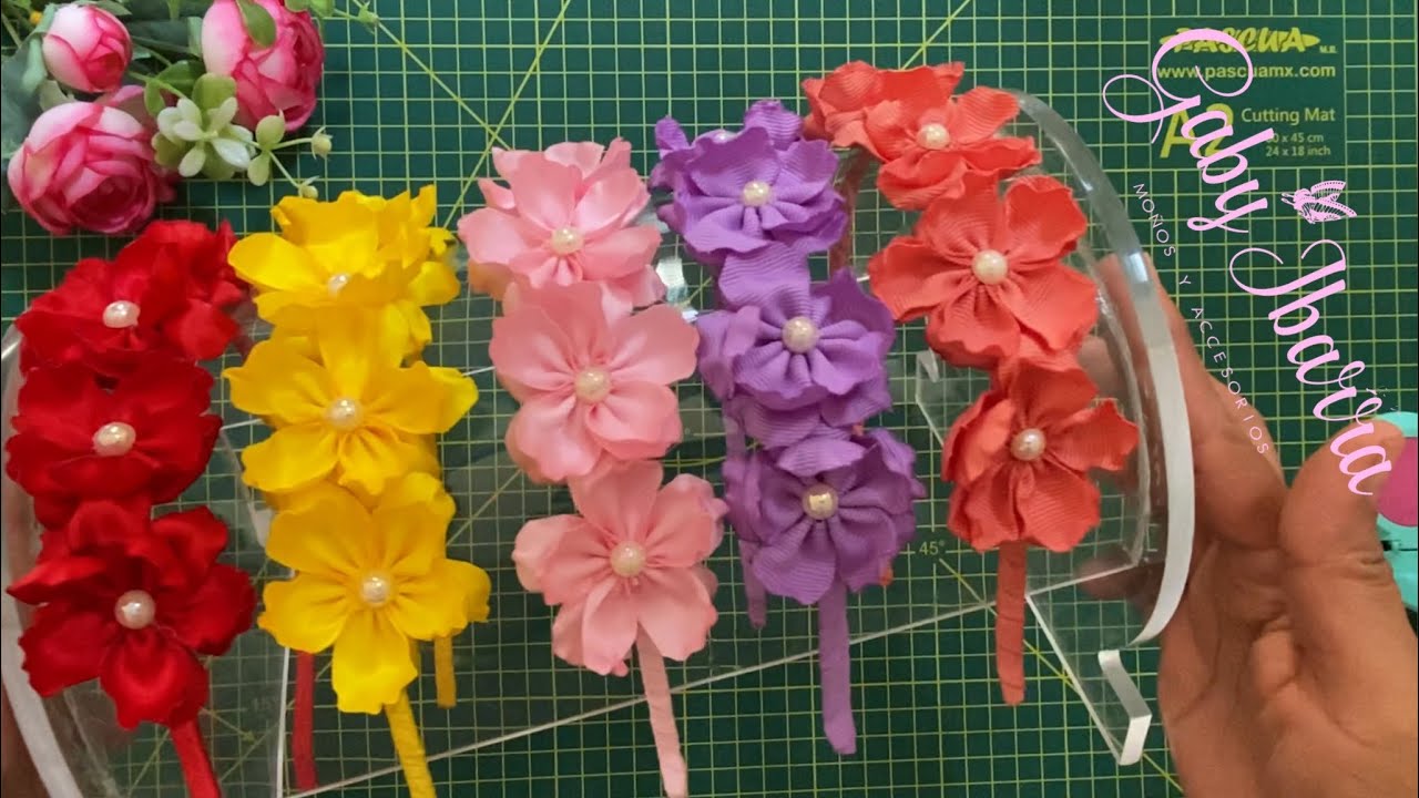 Diadema de flores coquetas