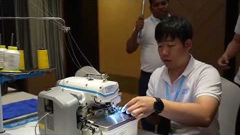 JACK Model C7-4-M03/333  Automatic Thickness Adaptation 4 thread Computerised  AI Overlock machine