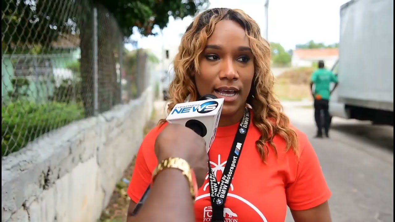 Dr. Adrian Fox and  The Fox Foundation lead a clean up campaign in Kemp Rd.