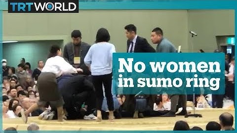 Women ordered out of sumo ring while saving a man