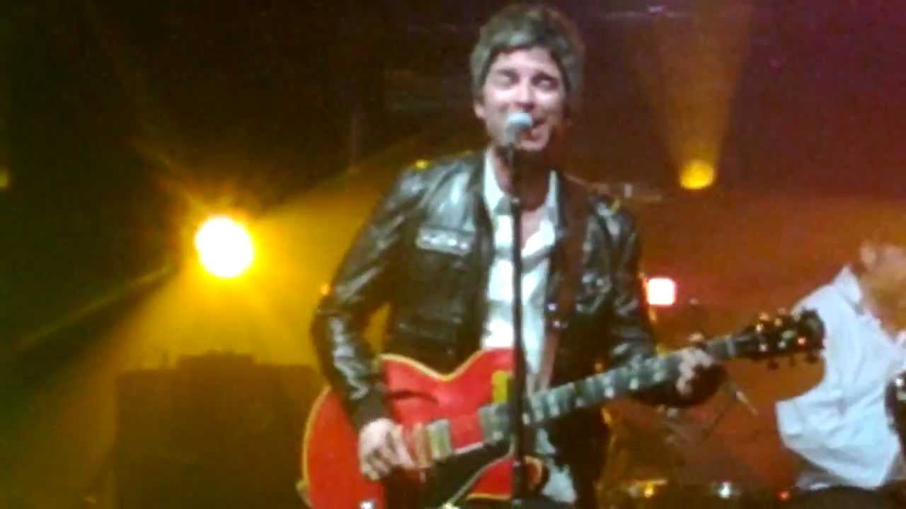Noel Gallagher in Mexico City YouTube