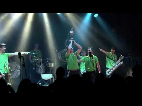 "Green Hornet" - Blassportgruppe live 2009 feat. C...