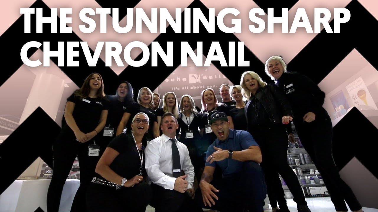 china glaze colores THE STUNNING SHARP CHEVRON NAIL(PRODUCT REMIX) - VLOG 55