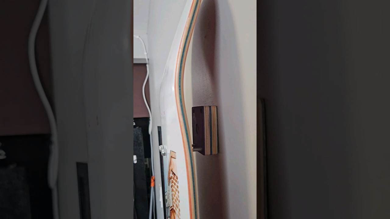 Using Skateboards to mount a skateboard 