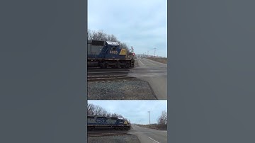 Old CSX SD40-2 with Awesome horn.