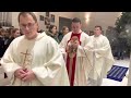 Vjernici u Tuzli s molitvom na usnama dočekali Božić