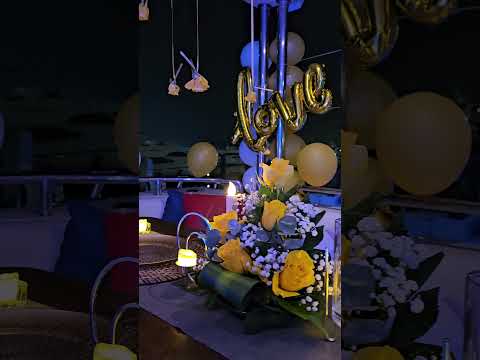 عشاء رومانسي على متن يخت فاخر في دبي تجربة لا ت نسى للاحتفال مع من تحب امواج لليخوت