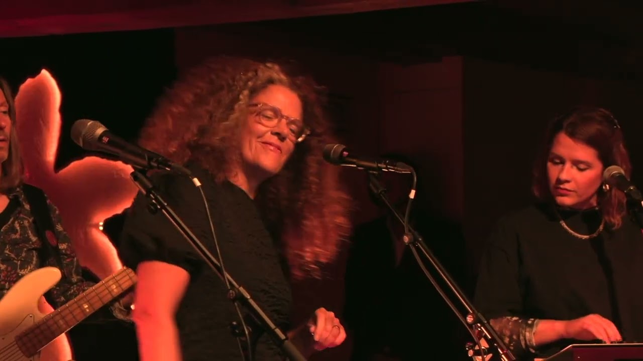 Trummer & Shirley Grimes - Ir Brandig - Live at Mühle Hunziken