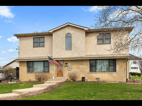 7112 W 114th Place, Worth, IL home video tour