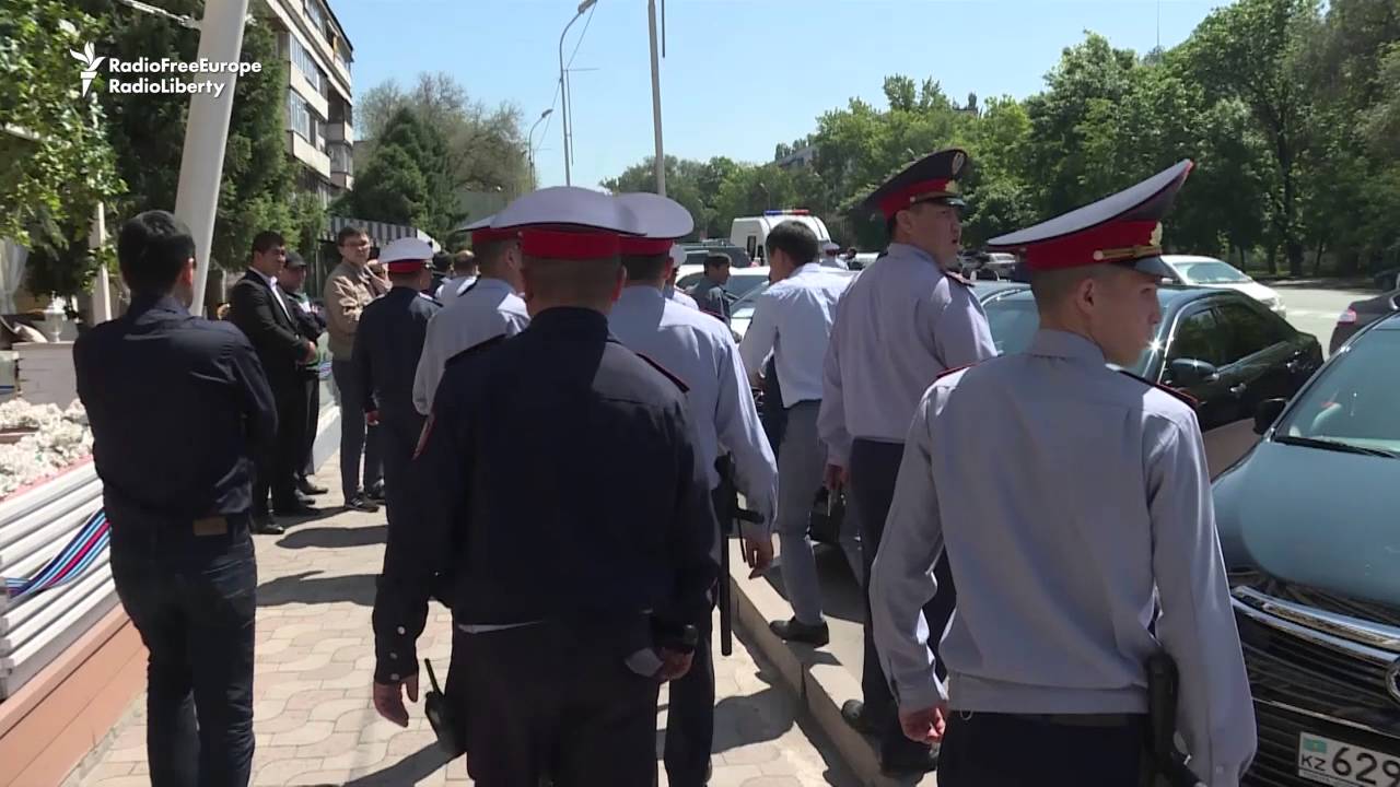 Kazakh Security Forces Crackdown On Land Code Protests