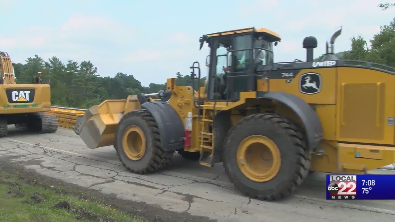 Construction worker stops man from attacking others