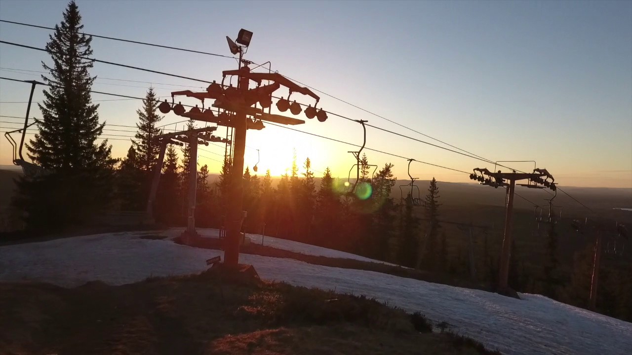 Sunset skiing and snowboarding in Gesunda, Sweden