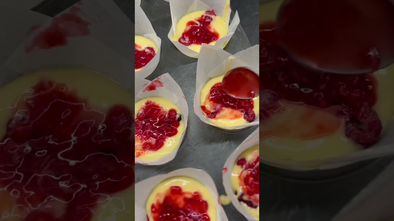 Very Berry Muffin (Orman Meyveli Kek) 