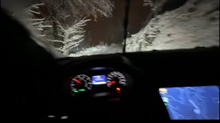 Daci̇a Dusteri Karli Köy Yollarinda Deni̇yoruz